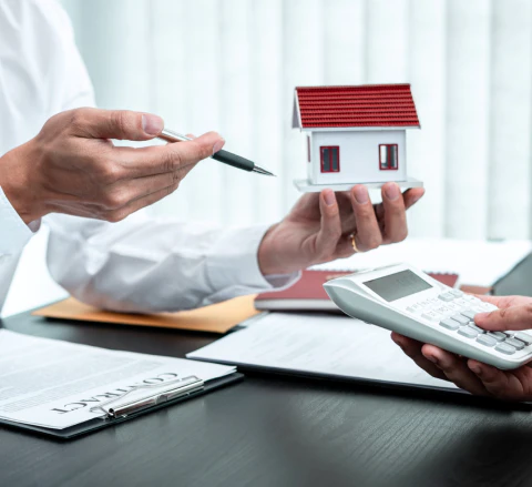 appraiser presenting real estate appraisal to his client